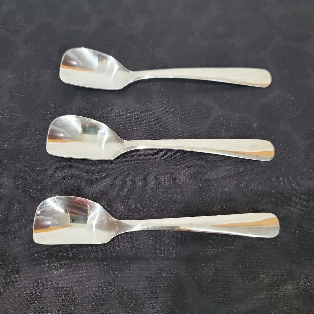 Vintage John Wagner Baby Food Or Jam Scraper Spoon Flat Edges Stainless Japan